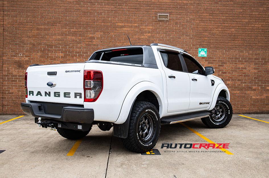 FORD-RANGER-TROPHY-MATTE-ANTHRACITE-WITH-BLACK-RING